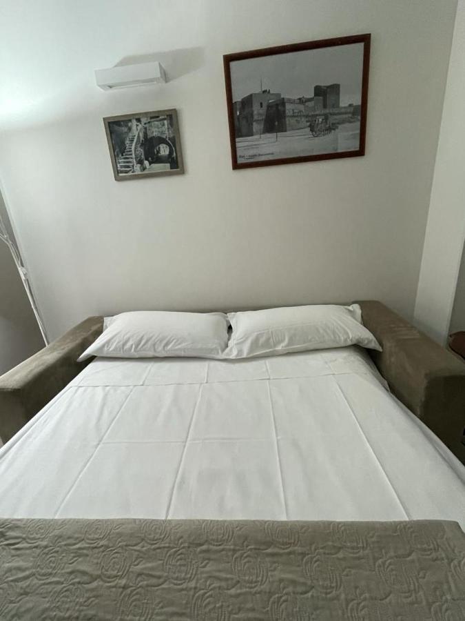 Pietra Bianca Appartment Барі Екстер'єр фото