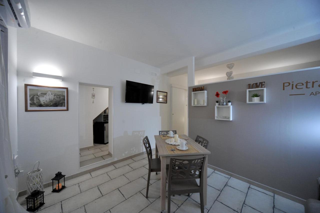Pietra Bianca Appartment Барі Екстер'єр фото